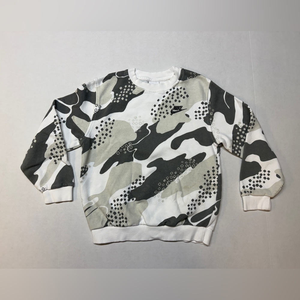 Nike Grey White Camo Kid’s Medium Crewneck Sweatshirt